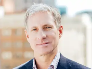 Chris Larsen
